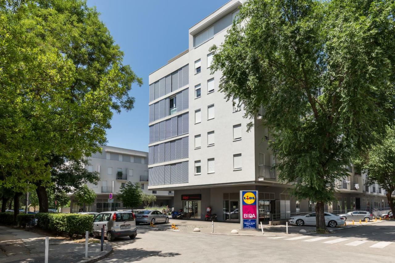 Apartment Marcela With Private Parking Spalato Esterno foto